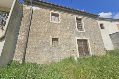 Buje - Steinhaus zur Renovierung in idyllischer Umgebung!