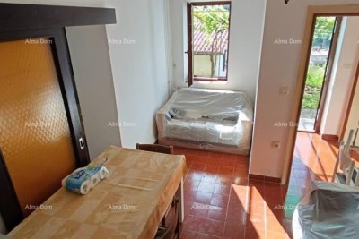 Na prodaju kuća  – Raša