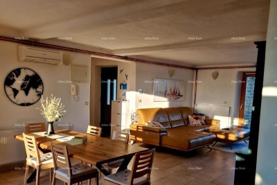 BUJE – Haus mit Pool und Panoramablick