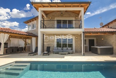 Poreč 5 km - Lijepa mediteranska vila sa pogledom na more