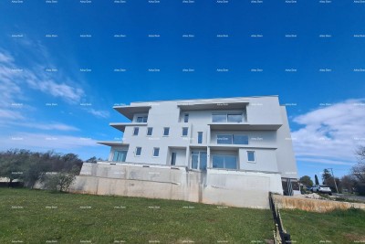 Umag! Lovrečica – nuova costruzione in ottima posizione.