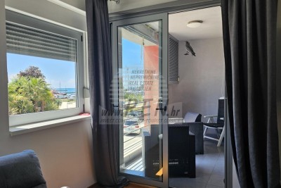 Stan s pogledom na more kod ACI Marine – top lokacija Novigrad
