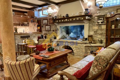 ISTRA - ROVINJ stan sa konobom blizu mora!