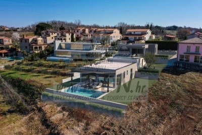 Hus Poreč - under uppbyggnad