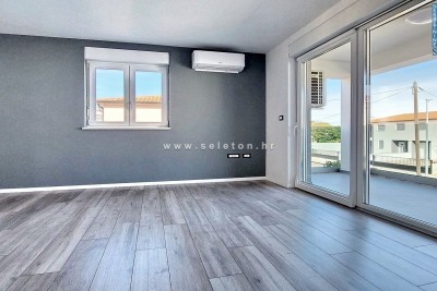 Istrien, Poreč, neue Wohnung von 65 m2 in der Nähe von Poreč