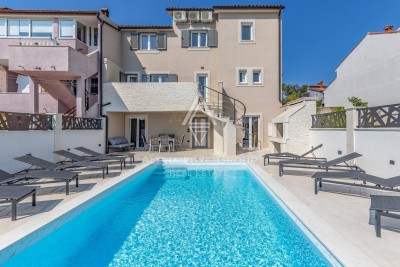 Medulin - Mehrfamilienresidenz mit pool und renovierten wohnungen