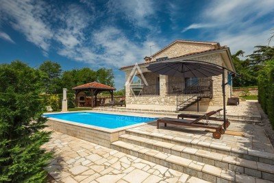 ISTRIA, KAŠTELIR - Incantevole Villa in Pietra con Piscina
