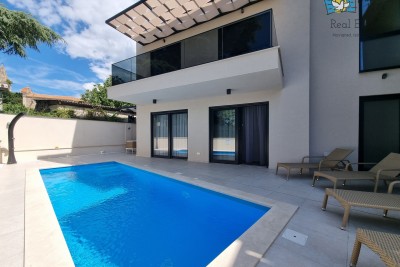 ISTRA, TAR - Geräumige Wohnung mit Pool