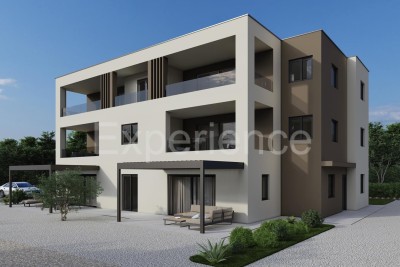 Penthouse with 4 Beds & Large Terrace – Poreč, 600 m from Sea