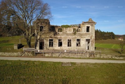 Vendita - casa in pietra istriana in fase di ristrutturazione, Cerovlje!