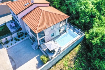 Modern Semi-Detached House with Pool – Poreč