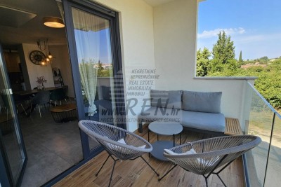 Un bellissimo appartamento in un'ottima posizione a Novigrad