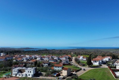 Gradbena parcela 1013 m² naprodaj – Vabriga, pogled na morje, idealna za investicijo