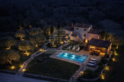 Luksuzna istarska vila „ključ u ruke“ s velikim zemljištem – mir i privatnost u blizini Buje i Grožnjan - u izgradnji