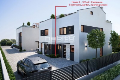 Parenzo  - Casa a schiera a soli 2 km dal mare - nella fase di costruzione