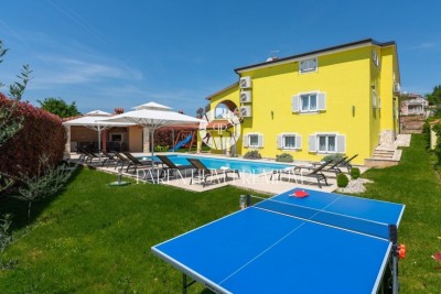 Palazzina confortevole con piscina vicino a Parenzo