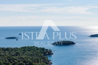 Terreno edificabile ad uso turistico (T2 - insediamento turistico) - 180m dal mare