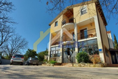 Stambeno poslovna zgrada Rovinj