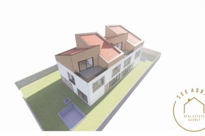 Reihenhaus mit Swimmingpool - in Gebäude