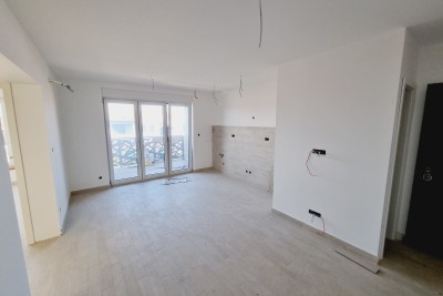 Stan u novogradnji s liftom u okolici Umaga