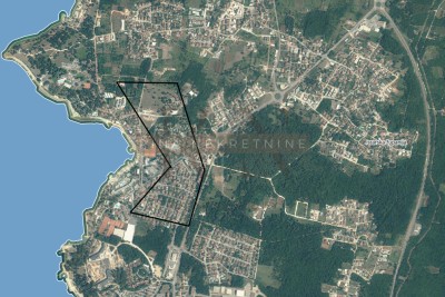 Building Land in Poreč – 600 m from Sea, Sea View