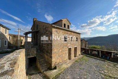 Zona di Montona, unica casa in pietra d'Istria con una vista meravigliosa