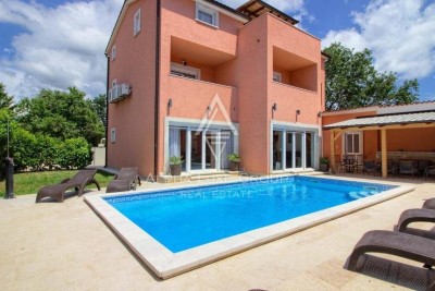 Medulin - Geräumige familienresidenz mit pool