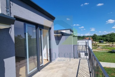 Poreč, Umgebung, Wohnung im 2. Stock eines Neubaus, 11 km vom Meer entfernt