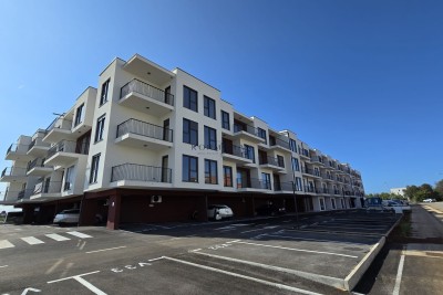 Flat in center of Umag