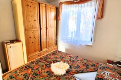 Barbariga, stanovanje blizu morja, parkirišče