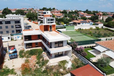 Villa con piscina e vista mare, Tar!