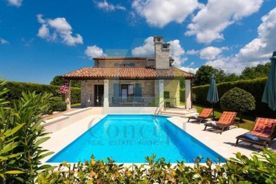 Poreč, okolica, Kamena, samostojeća kuća s bazenom i pogledom na more