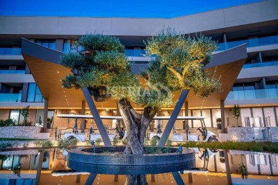 Luksuzni stan sa pogledom na more u atraktivnom resortu