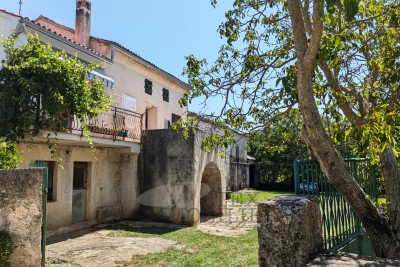 Casa in pietra d'Istria vicino a Canfanaro