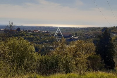 SAMOSTOJEĆA KUĆA NA MIRNOJ LOKACIJI S PANORAMSKIM POGLEDOM NA MORE