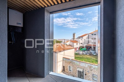 Istra, Umag – Jednosoban stan s panoramskim pogledom na more i južnom orijentacijom