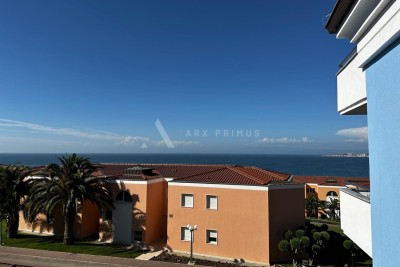 Appartamento Duplex con Vista Mare – Crveni Vrh