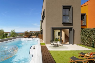 kuća ca 900 m od mora, POREČ