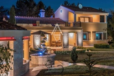 Žminj, Istra: Razkošna vila z ogromnim vrtom