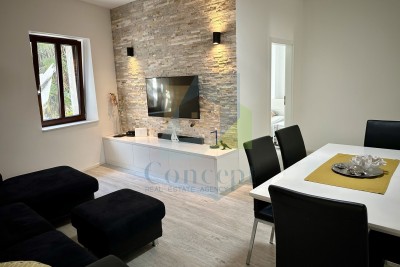 Poreč, Zentrum, Luxuriöse Wohnung im ersten Stock in der Altstadt, 40 m vom Meer entfernt