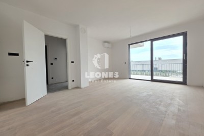 Stan na prvome katu kvalitetne novogradnje u Umagu