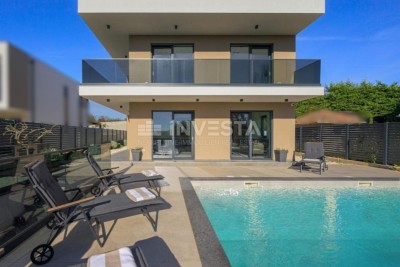 Svetvinčenat, new villa with pool, PRICE DROP! HOT DEAL!