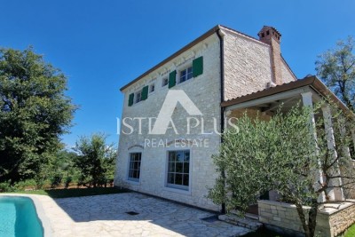 Autentica villa in pietra ai margini del luogo VISTA MARE !!