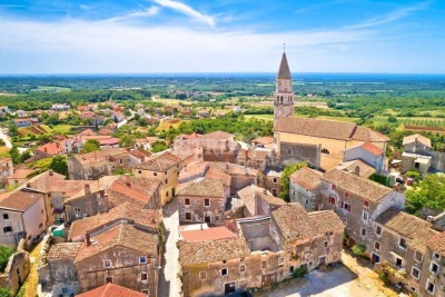 Prostrano poljoprivredno zemljište na idealnoj lokaciji