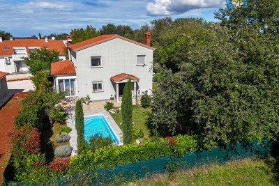 ISTRA, Umag - Samostojna hiša v okolici Lovrečice!