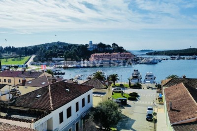 Kuća sa panoramskim pogledom na marinu