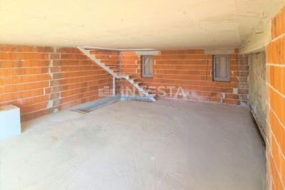 Hiša s pogledom na morje v Galižani