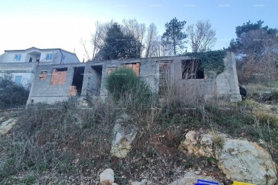 Terreno edificabile con vista mare