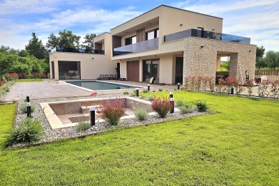 Modern Villa near Poreč, nice location