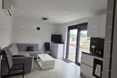 Moderner Wohnraum 70 m2 mit Garten – Štinjan, Pula